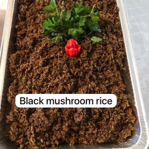 Black mushroom rice catering tray